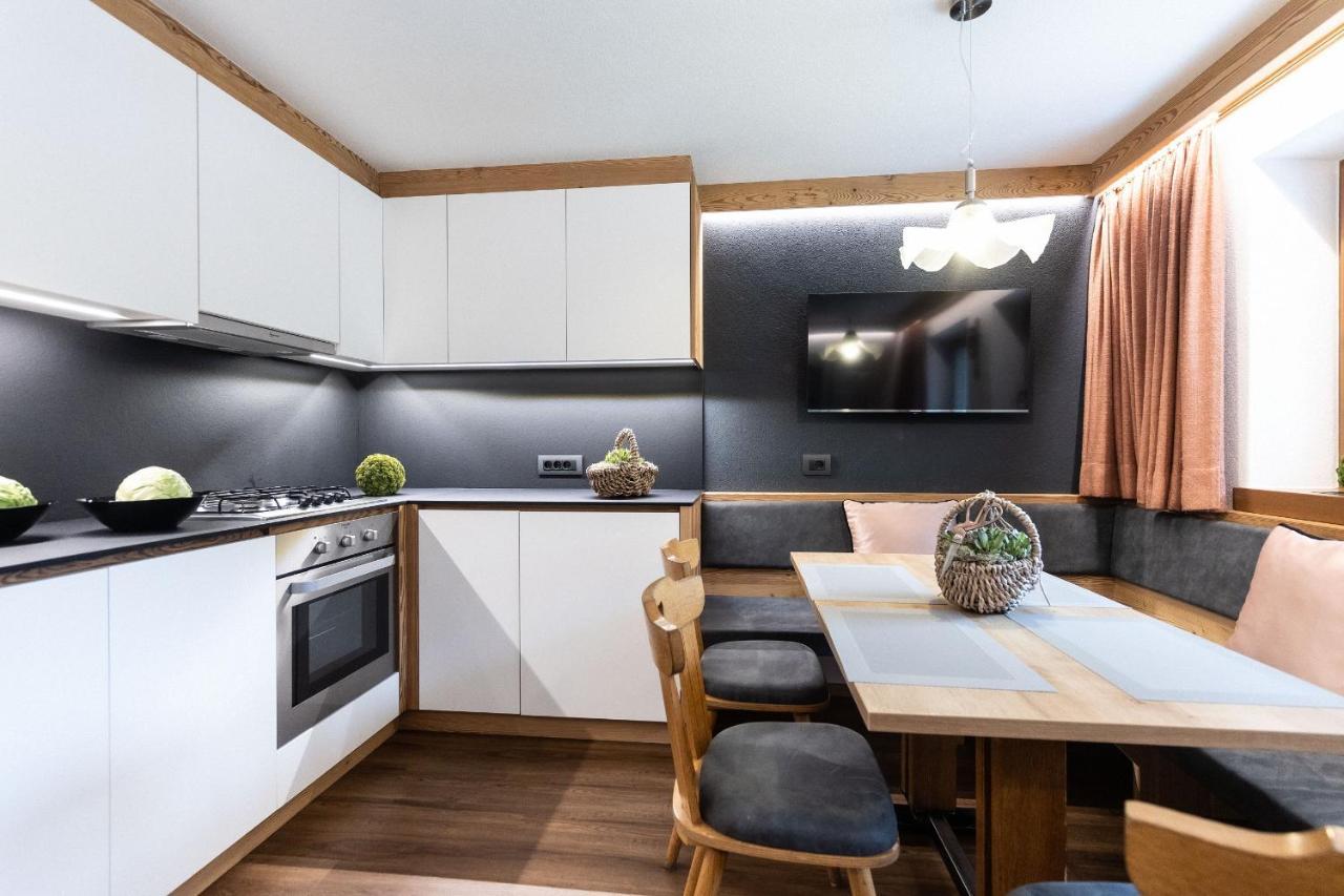 Ciasa Rosra Apartment La Villa  Ngoại thất bức ảnh